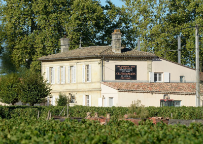 CHÂTEAU DES PLACES & CHÂTEAU LAGRANGE